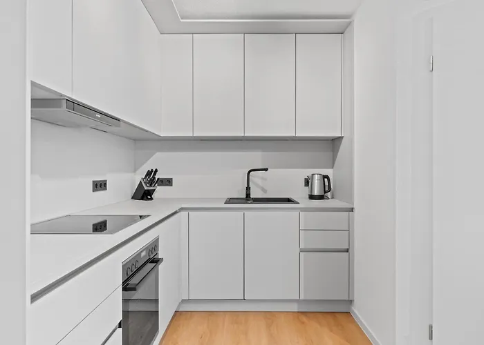 Apartamento 1-2 Personen - Fahrradgarage - Kueche - Zentrum - Wlan - Klima *