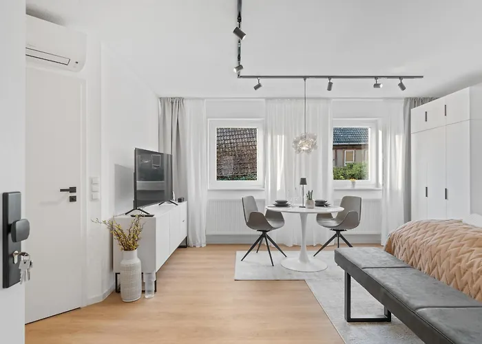 1-2 Personen - Fahrradgarage - Küche - Zentrum - Wlan - Klima * Sankt Martin